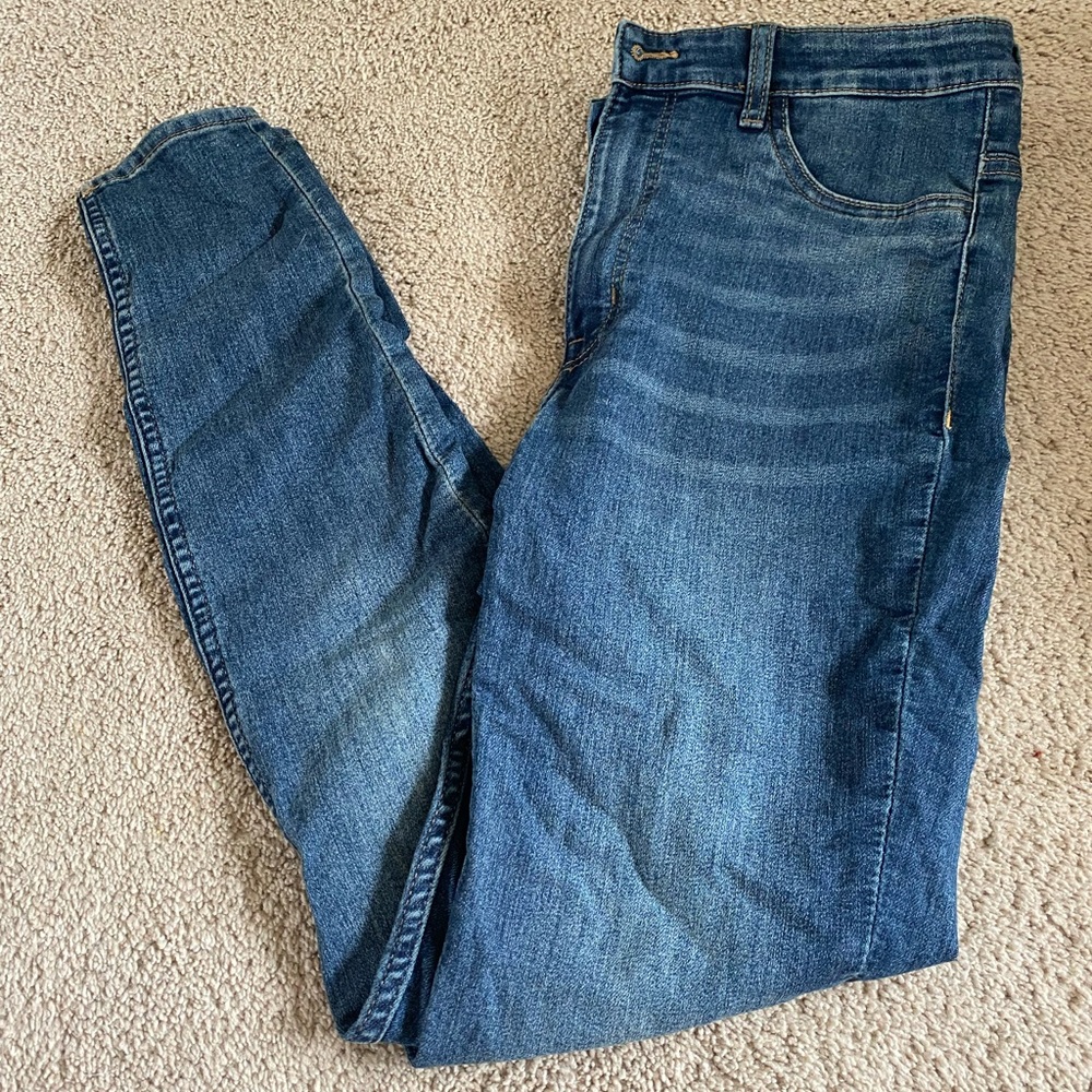 H&M highly waisted skinny jeans